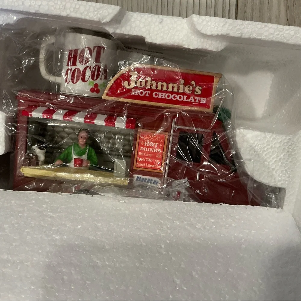Lemax Johnnie's Hot Chocolate Truck Figurine